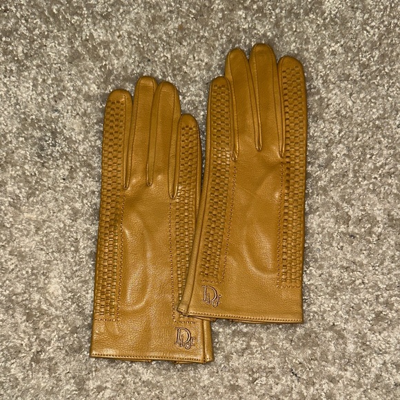 Dior Accessories - Dior Tan Leather Gloves